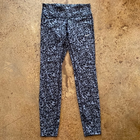 Nike running grey cheetah animal print high waist 3/4 leggings - Picture 1 of 6